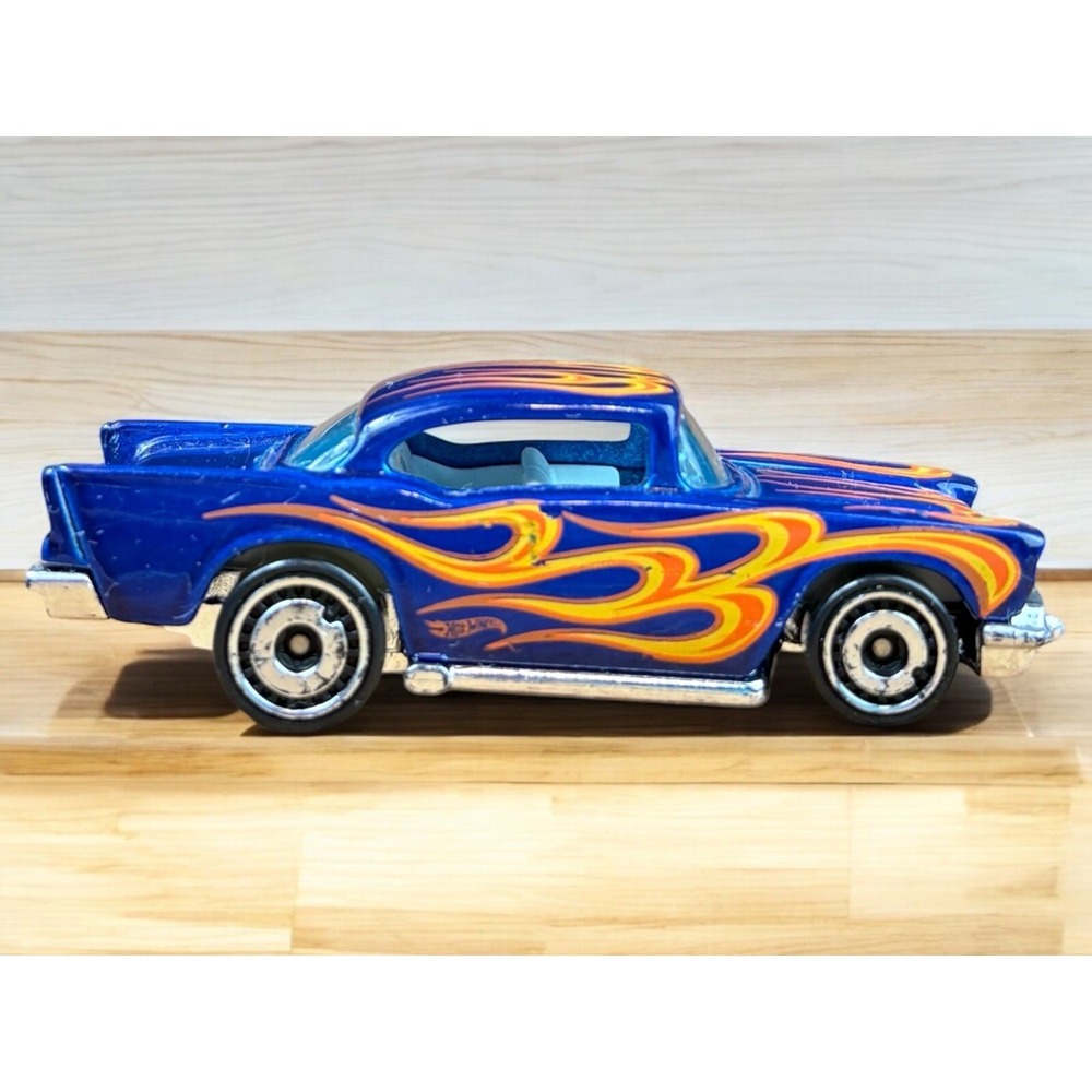 Hot Wheels '57 Chevy Bel Air HW Flames Blue V4LYX 9/250 6/10 Diecast Loose
